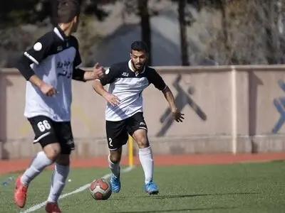 شاگردان دایی و مرفاوی با تساوی در نیمه اول به رختکن رفتند