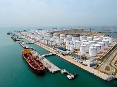 Jask port uploads its first oil export cargo