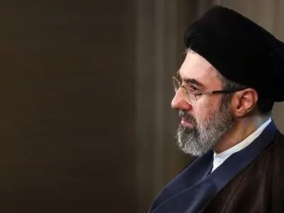 قائد الثورة الإسلامية: إيران لن تعود إلى الحقبة التي يتمنى العدو عودتها