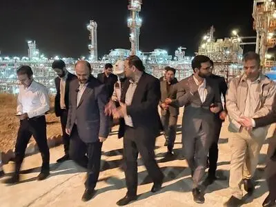 پتروشیمی ایلام از صنایع مهم کشور است که نقش مهمی در کاهش بیکاری استان دارد