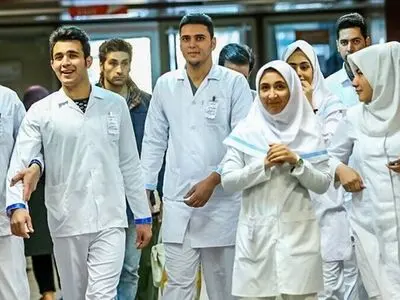 شرکت در کلاس حضوری برای دانشجویان اختیاری است