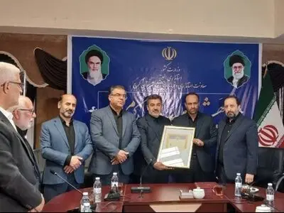 اعطای اعتبارنامه نماینده البرز در مجلس