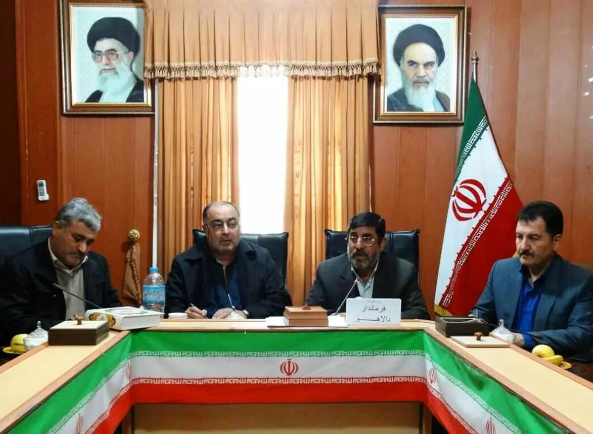 دولت تمام توان خود را برای بازسازی مناطق زلزله زده و رونق واحدهای تولیدی به کار می گیرد