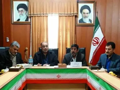 دولت تمام توان خود را برای بازسازی مناطق زلزله زده و رونق واحدهای تولیدی به کار می گیرد