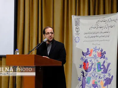 ادبیات وارداتی در عرصه کودک و نوجوان نگران‌کننده است