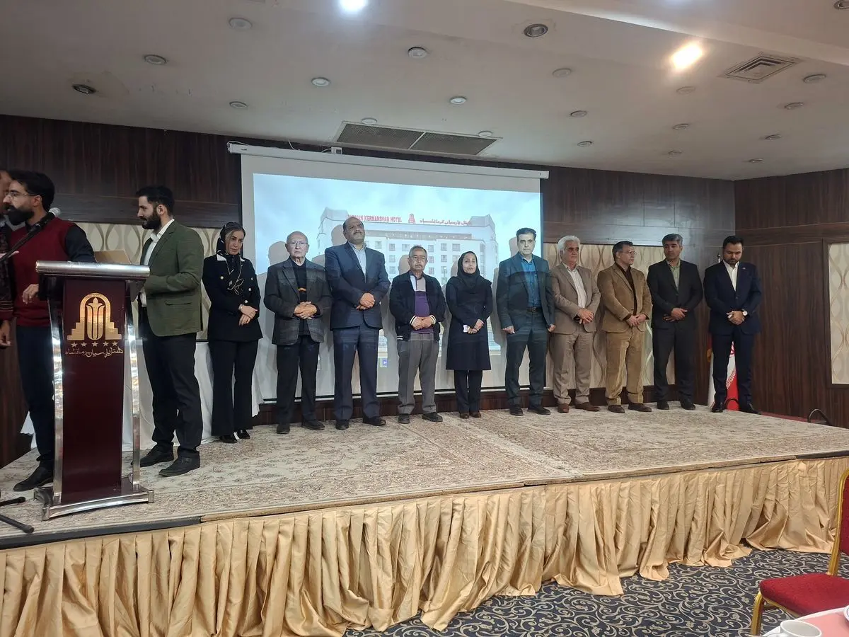 تجلیل از ورزشکاران و مدال‌آوران هیأت تنیس کرمانشاه