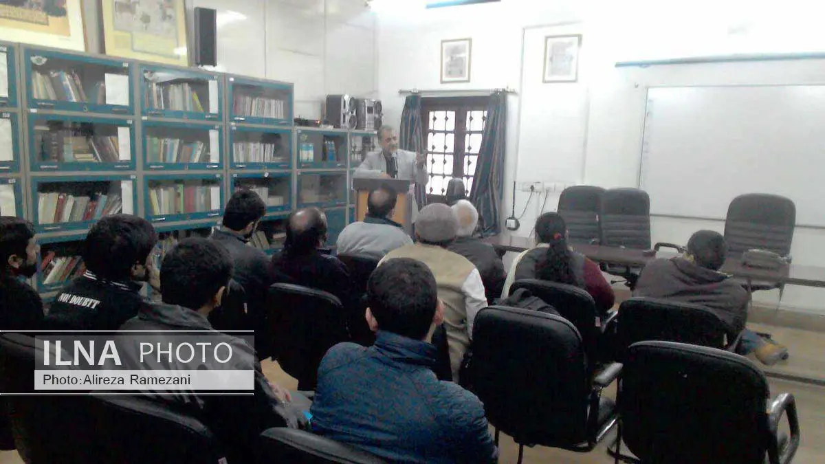 ادبیات کودک و نوجوان درایران ریشه در ادبیات مردمی دارد
