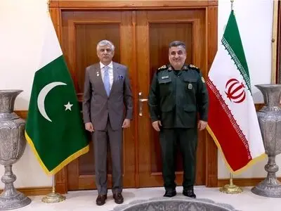 همکاری‌ ایران و پاکستان عرصه را بر گروه‌های تکفیری و تروریستی تنگ می کند