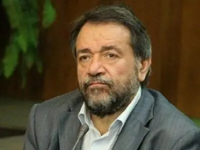 دولت باید به معیشت کارگران توجه کند/ مجلس دهم فقط منتظر است زمان قانونی‌اش تمام شود/  بودجه سال ۹۹ قابل تحقق نیست