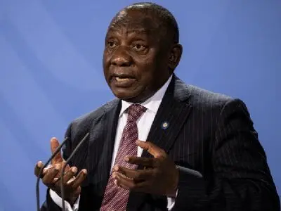 South African president calls for lifting of Omicron travel bans