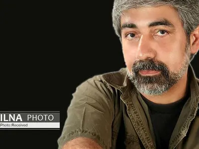 پشت هر اعتراضی انگیزه سیاسی نیست/ هرگاه هنرمندی از فقر می‌گوید به او برچسب می‌زنند/ زیباترین و تاثیرگذارترین آثار پاپ در دهه پنجاه تولید شد