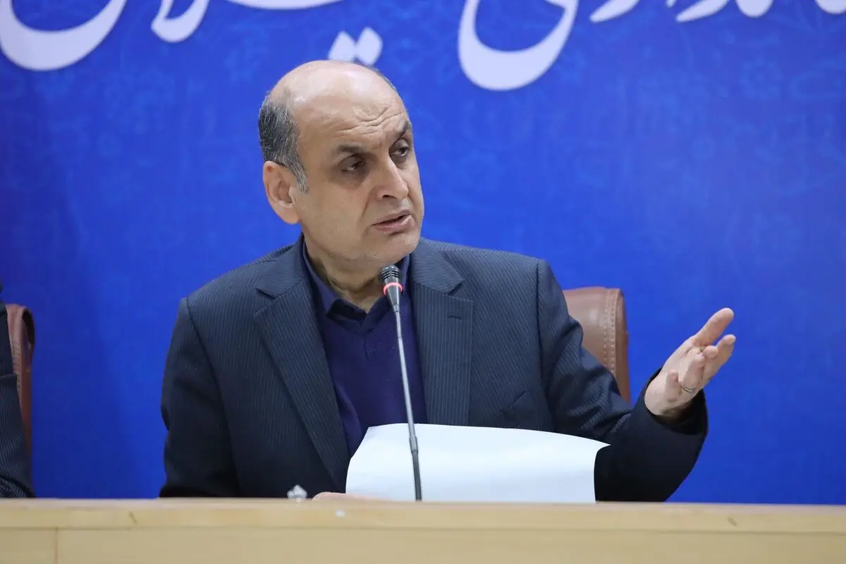 بانک‌ها موانع تولید و اشتغال را تسهیل کنند
