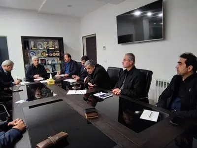 مرغ، گوشت و تخم‌مرغ به میزان لازم و با قیمت مناسب در بازار وجود دارد