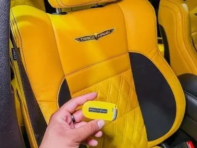 Trackhawk با رنگ سبز و فیبر کربن؛ یک شاهکار منحصر‌به‌فرد + عکس