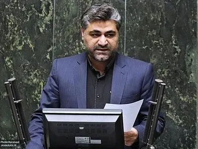 عدم تمکین از قوانین باعث مشکلات اقتصادی شده است