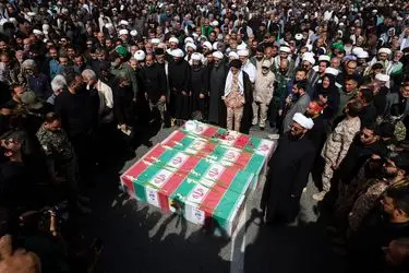 تشییع پیکر پاک چهار شهید مدافع وطن در اهواز