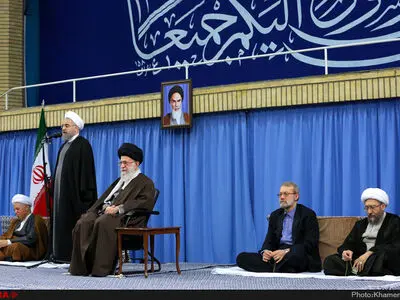 دیدار مسئولان نظام و سفرای کشورهای اسلامی با رهبر انقلاب