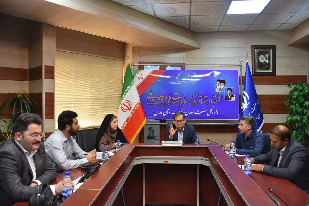 فاصله دانشگاه و صنعت باید با پروژه‌های واقعی پر شود