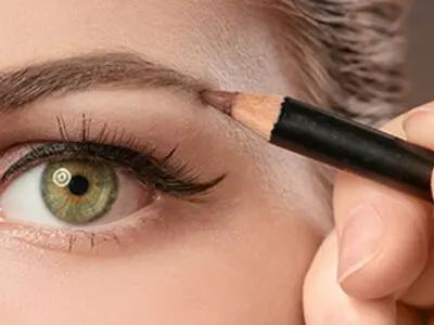 ترفندهای ساده برای لیفت کردن ابرو در خانه