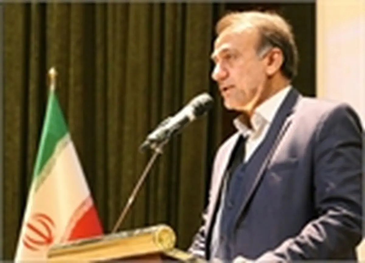 اشعار و ترانه‌های افشین یداللهی در تاریخ شعر و ادبیات ایران جاودانه خواهد ماند 