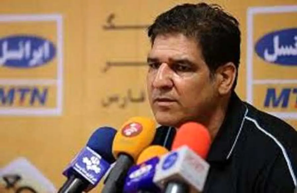مهاجری: فوتبال ادامه دارد