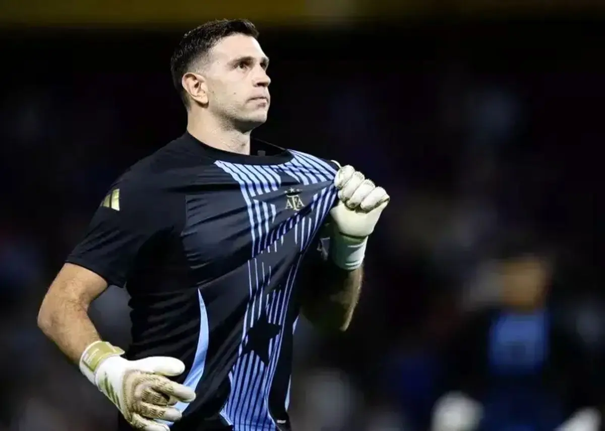 دروازه‌بان جنجالی در رادار نراتزوری