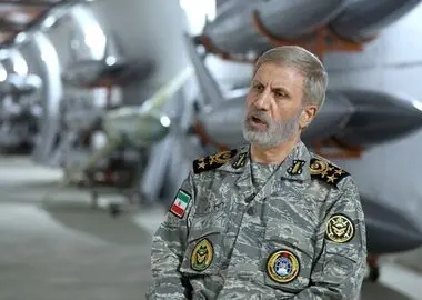 به بلوغ خوبی در حوزه پهپادها رسیده‌ایم/آمادگی کمی و کیفی تجهیزات ارتش برای مقابله با جنگ ناهم‌طراز