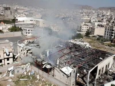 French minister urges Saudi and UAE to end war in Yemen