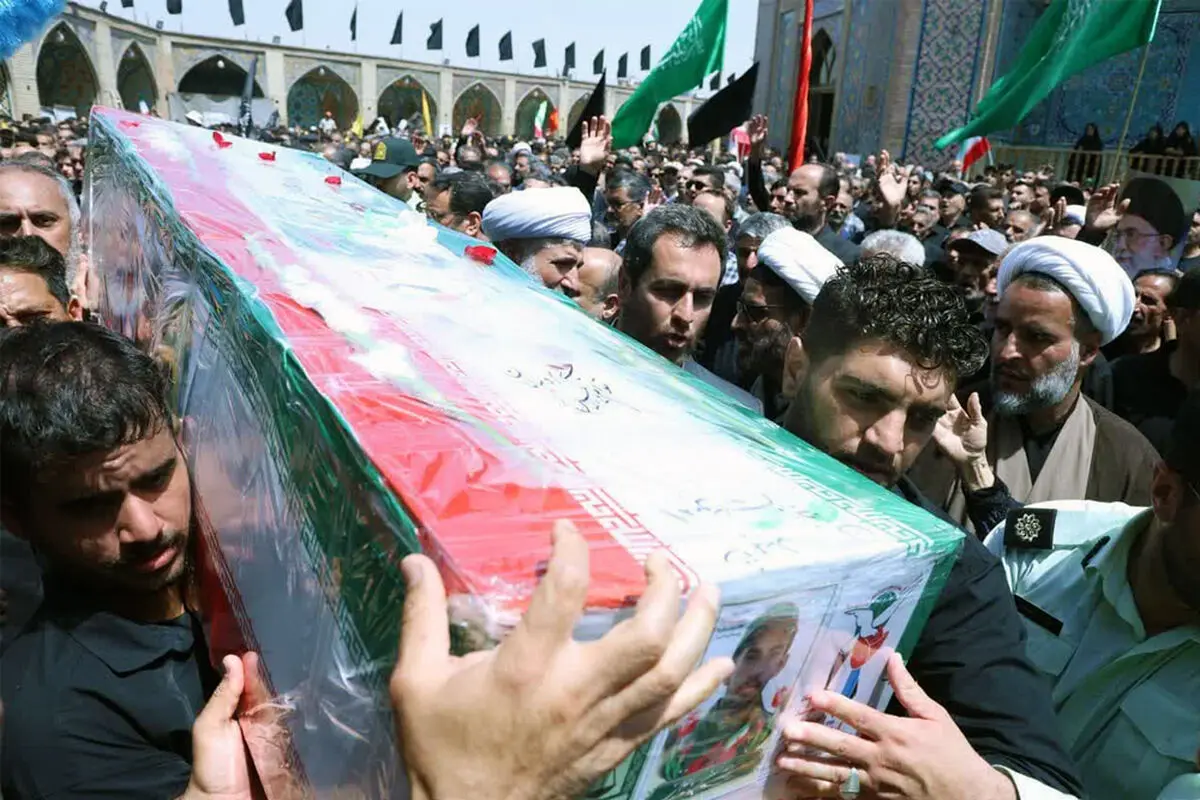 تشییع باشکوه شهید مدافع وطن امیرحسین باجلان در قزوین