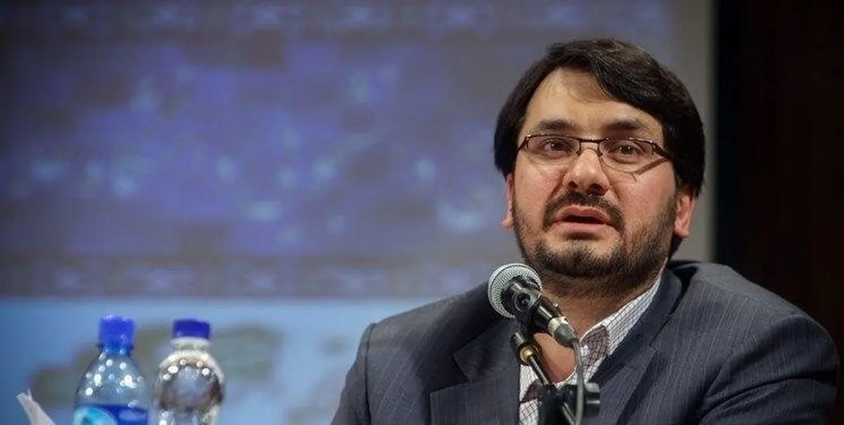 عذرخواهی وزیر راه از مردم برای عملکرد راه‌آهن در روزهای برفی   