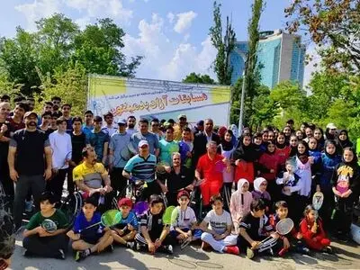 برگزیدگان اولین دوره مسابقات بدمینتون آزاد فضای باز در تبریز معرفی شدند