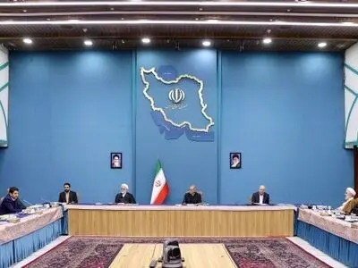 تاکید بر اهمیت حکمرانی قانونمند در فضای مجازی/رفع محدودیت‌های دسترسی به برخی سکوهای پرکاربرد خارجی در گام نخست