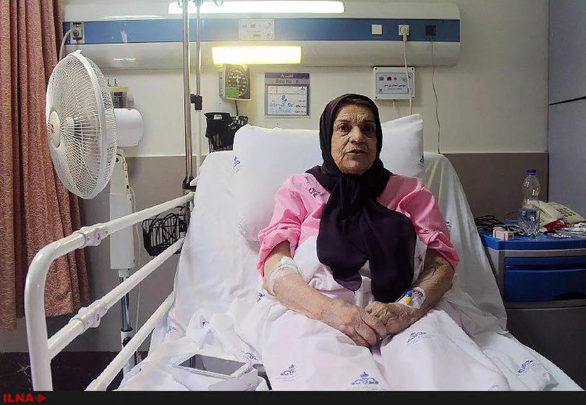 چه کسی باید سراغی از پیشکسوتان و مو سفیدان هنر بگیرد؟/«سه قطره خون» را زنده ضبط و اجرا کردم/خیلی‌ها با «هامون» شناخته شدند