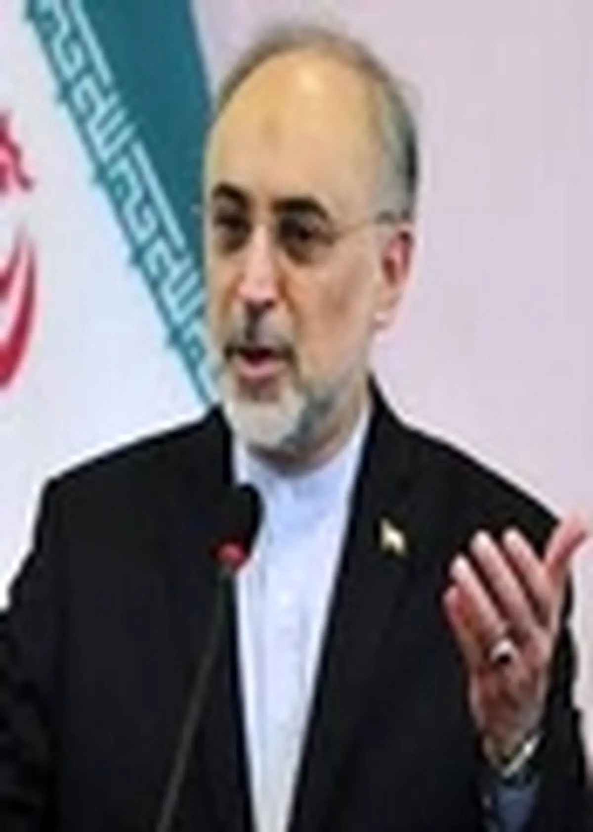 تعامل سازنده پیشنهاد نیست؛ امری تخلف ناپذیر است / پیشبینی ۱۰هزار مگاوات برق هستهای تا سال ۱۴۰۰