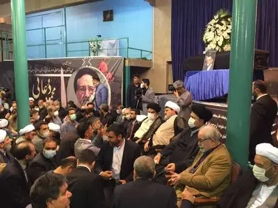 مراسم وداع با پیکر حجت‌الاسلام دعایی در حسینیه جماران برگزار شد