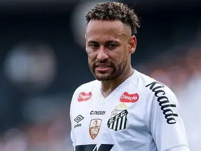 ویدئو: مصدومیت دوباره نیمار در بازگشت به سانتوس