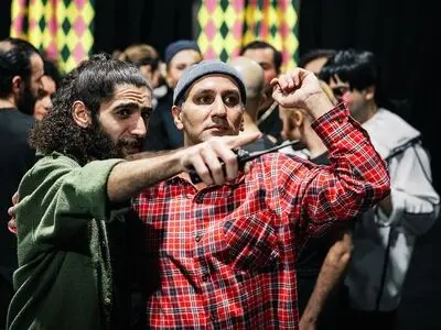 وفاداری به متن و معاصر بودن از هم جدا نیستند/ تئاتر مسیر گفتگو با جامعه را باز نگه داشته است