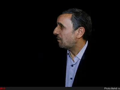 به ناطق‌نوری گفتم این فرد نامتعادل و خود‌شیفته است