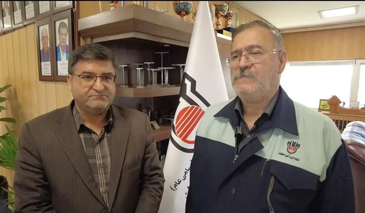 ریل‌گذاری پروژه راه‌آهن شهرکرد با ریل ذوب‌آهن اصفهان
