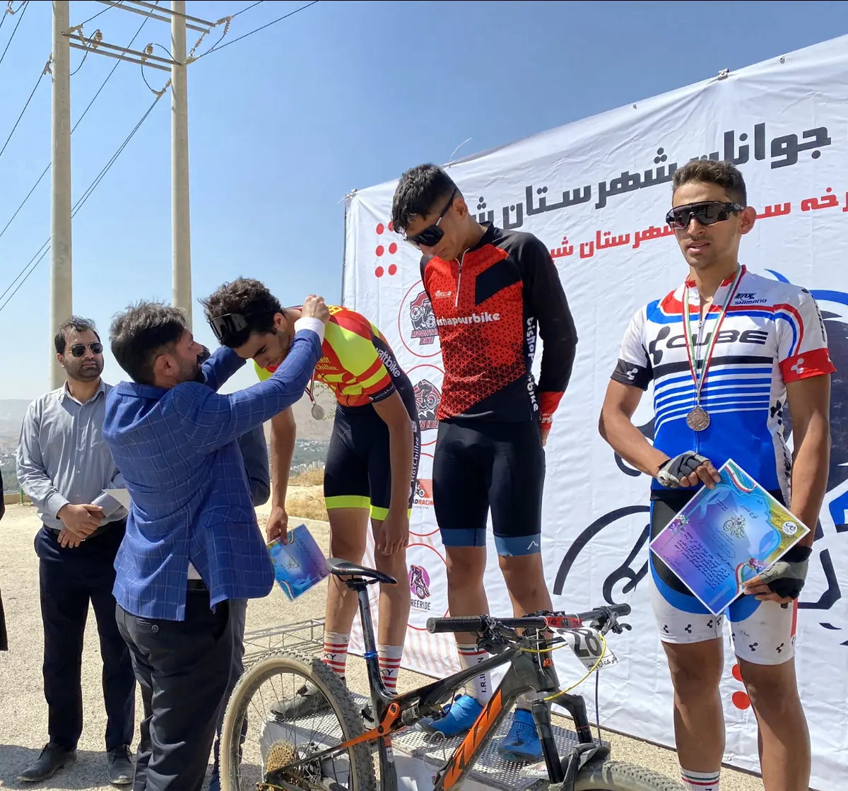 مسابقات دوچرخه سواری قهرمانی فارس نفرات برتر خود را شناخت