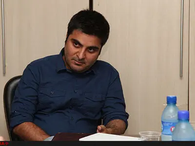 نویسنده‌ای که به خودسانسوری بیش از سانسور معتقد است