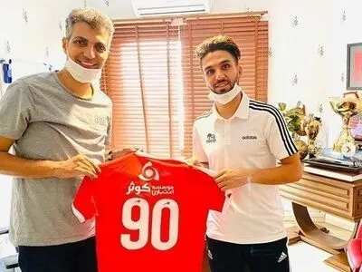 انصاری: به عادل  فردوسی پور گفتم ما در کنارت هستیم