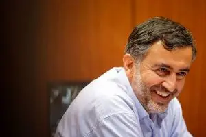 نباید روی اصل و شکل مذاکره حساسیت منفی داشت