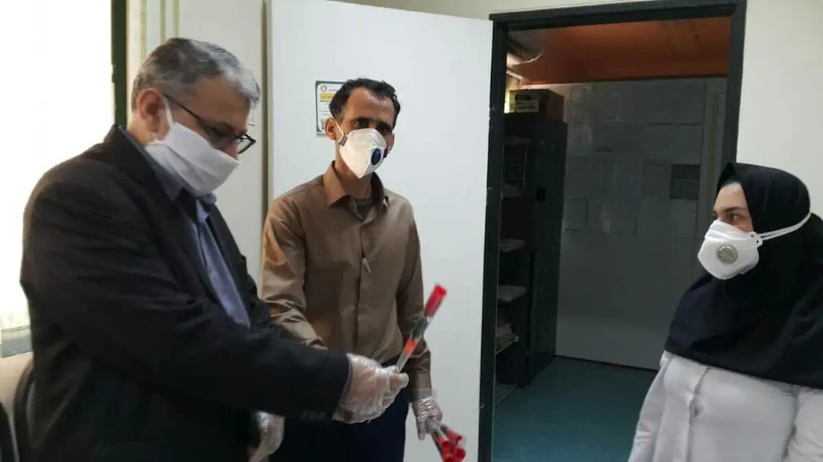 مراسم تجلیل از کادر درمان هندیجان با حضور رئیس اداره آموزش و پرورش شهرستان