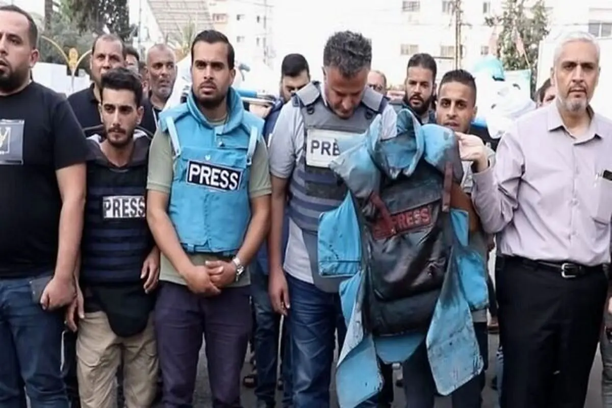 نیروهای اشغالگر اسرائیل تا امروز  ۴۲ خبرنگار را به شهادت رسانده‌اند