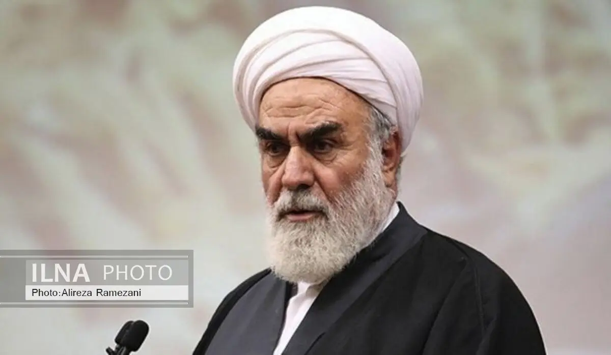دانش‌آموزان راه امیرالمومنین (ع) را ادامه دهند