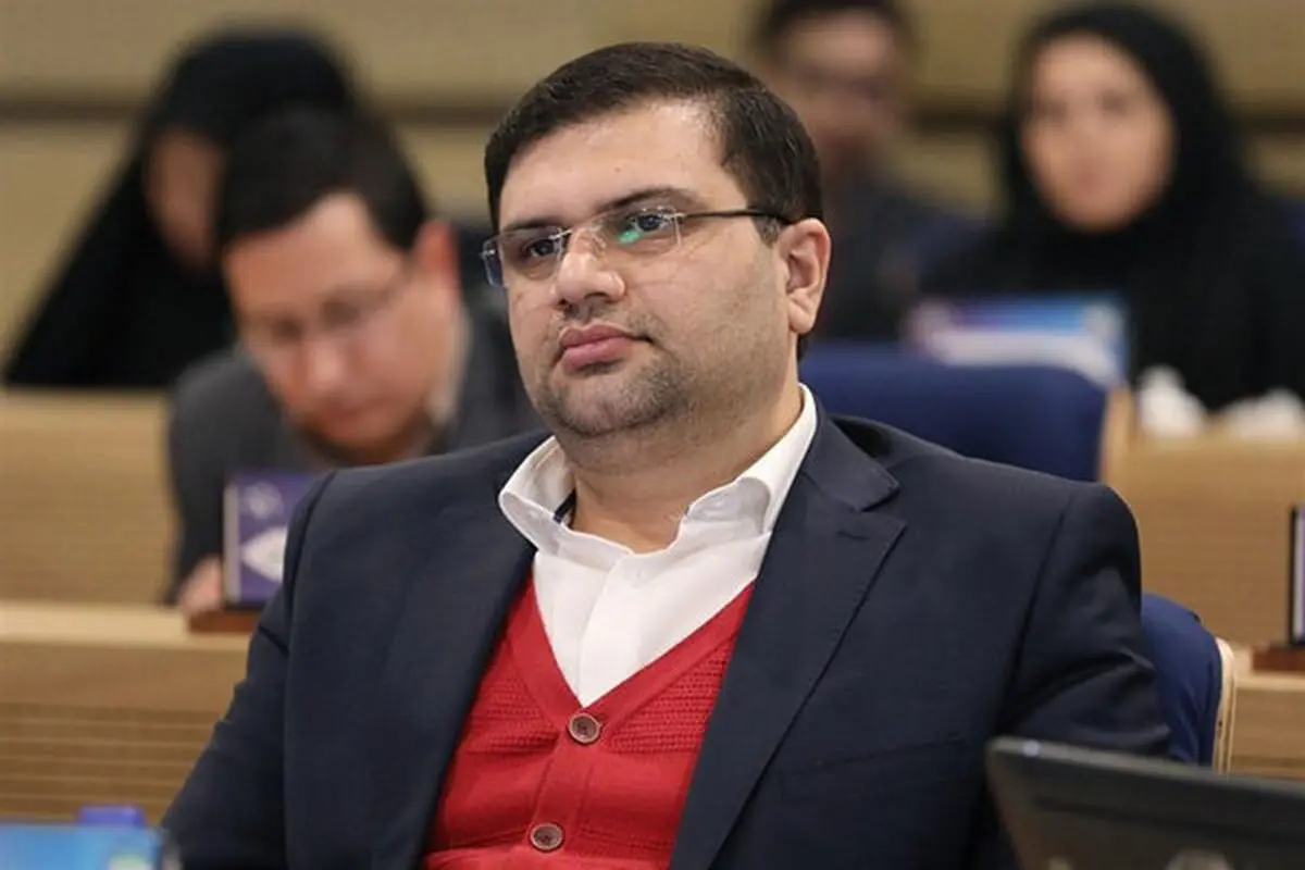اصولی: فدراسیون فوتبال از نظر مالی تحت فشار است