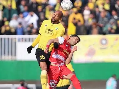 سپاهان ۱-۰ پرسپولیس: طلایی‌پوشان برای قهرمانی حریص‌تر بودند
