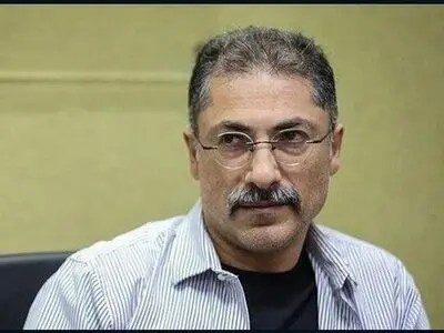 هنرمندان باید پرچم‌دار جهاد فرهنگی باشند/امروز، روز میدان است نه تماشای نتیجه