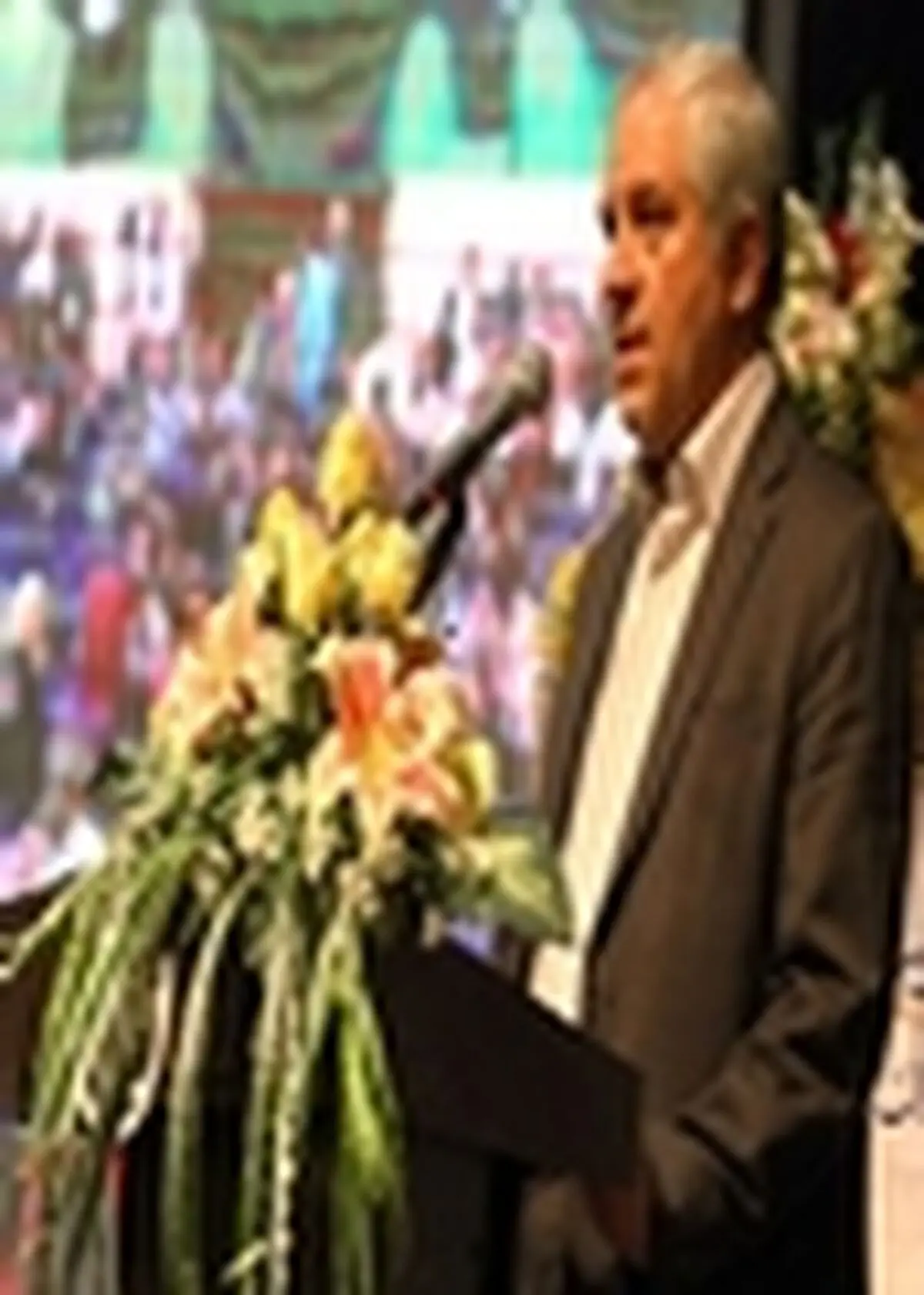 اصفهان منظر عینی هنر ایران زمین است